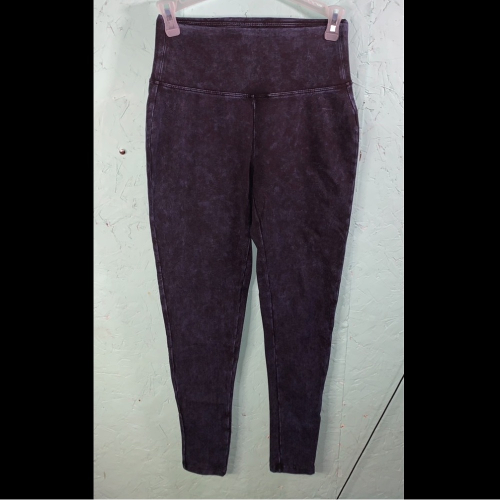 Zenana Acid Wash Leggings